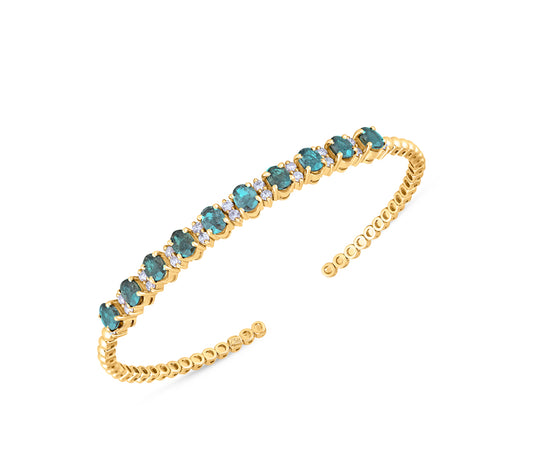 Green saphire and diamond bracelet