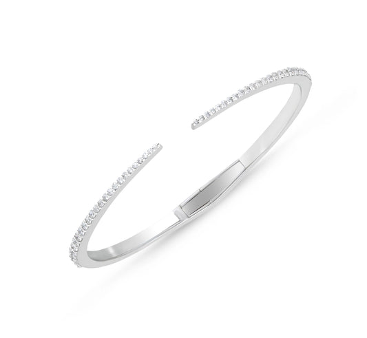 Open single gradient diamond bracelet