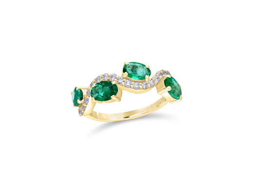 Stackable Oval Emerald ring